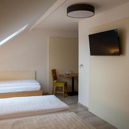 Pension Christine Grossweikersdorf Экстерьер фото