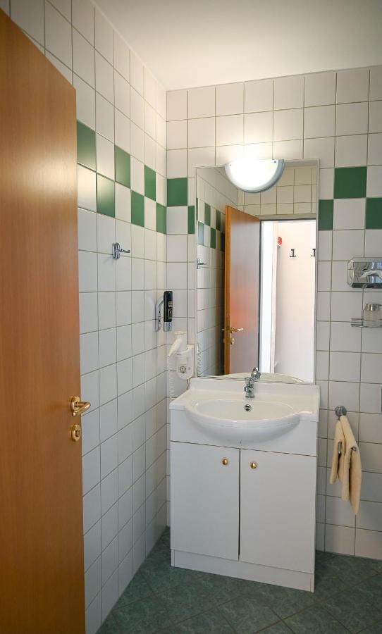 Pension Christine Grossweikersdorf Экстерьер фото