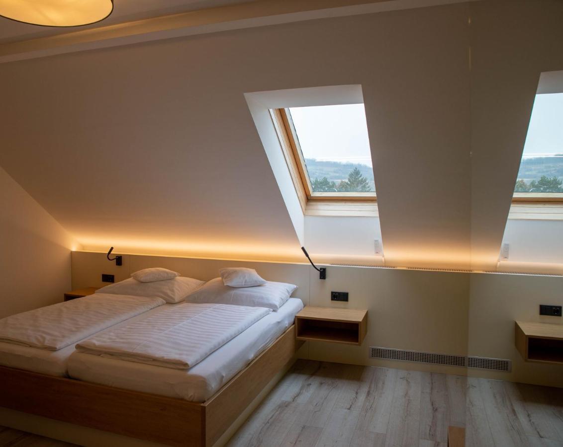Pension Christine Grossweikersdorf Экстерьер фото