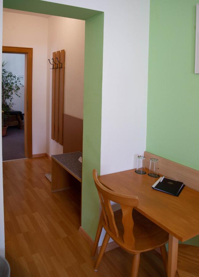 Pension Christine Grossweikersdorf Экстерьер фото