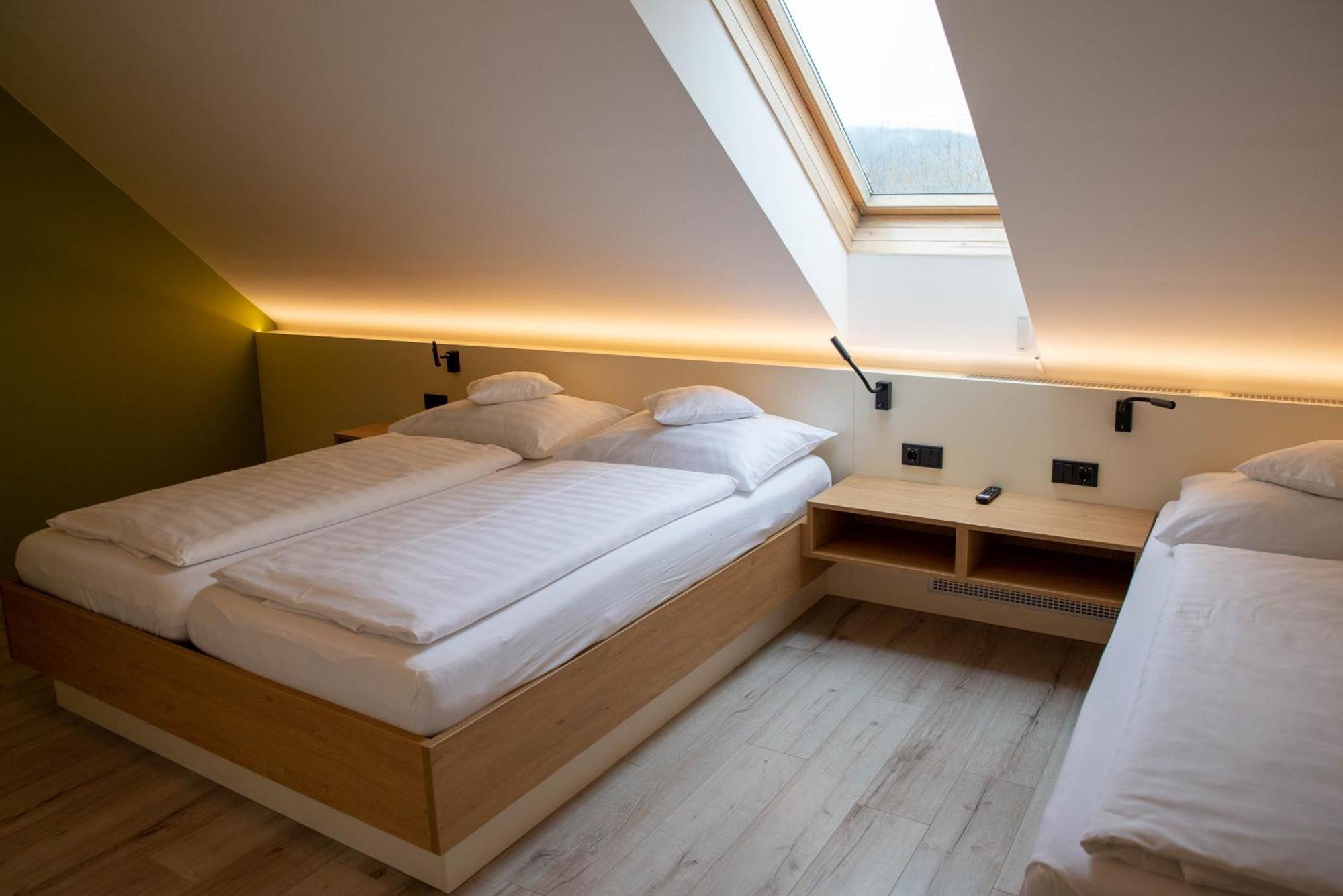 Pension Christine Grossweikersdorf Экстерьер фото